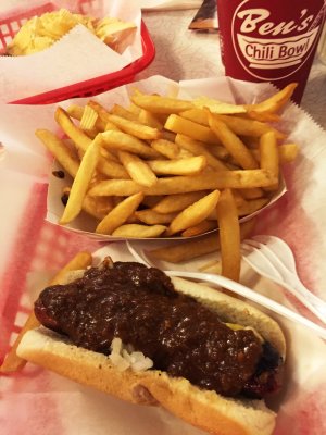 lunch at Ben's Chili Bowl