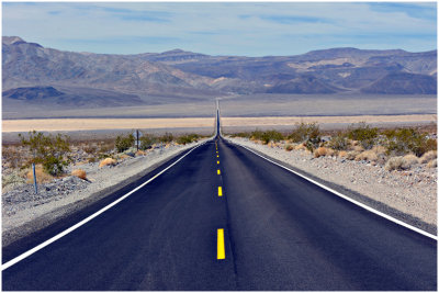 G_DeVangeT_Highway190DeathValley.jpg