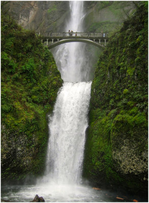 S_McKenzieJ_Multnomah Falls.jpg