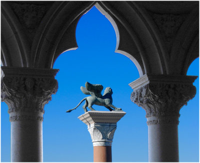 S_OzeR_Lion Arch.jpg