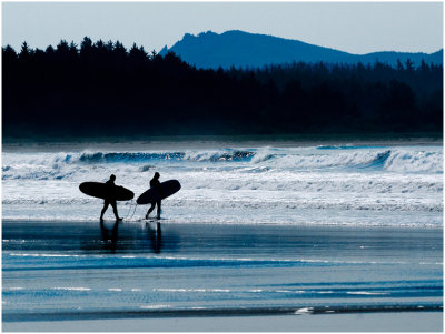 G_Egaas_Surfers in Silhouette.print.jpg