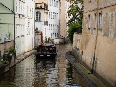 Between Kampa Island and the Castle Quarter