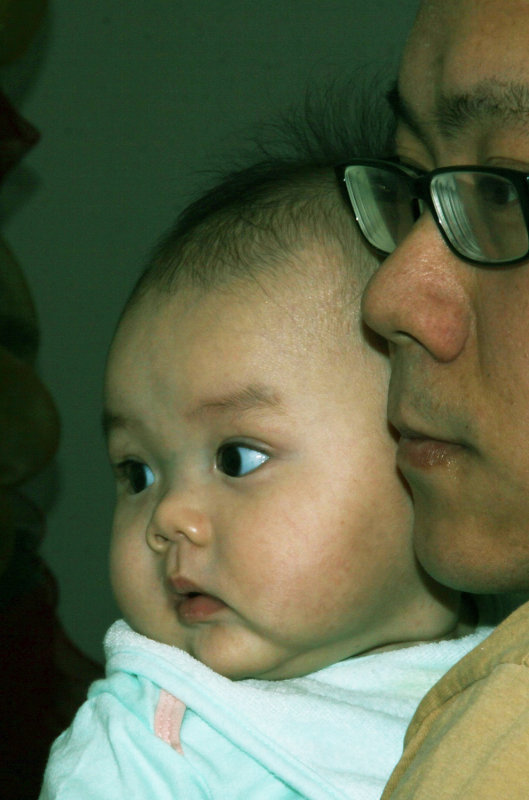 stay warm in daddys arms
