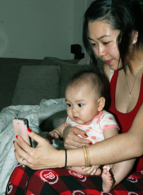 MIA's 1st X'mas (07)