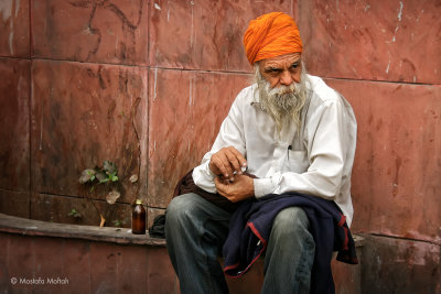 Sitting Man | Delhi, India