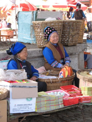 Dali - Market in Zhoucheng