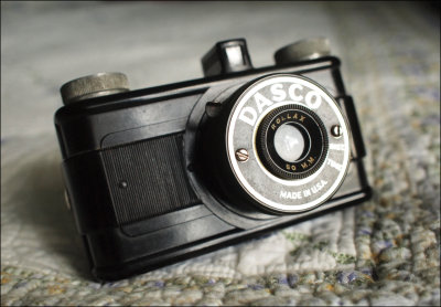DASCO bakelite camera and exposed 127 Kodak Verichrome Pan film