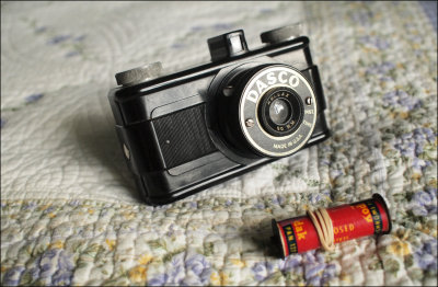 DASCO bakelite camera