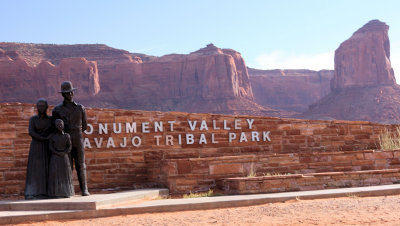 Entrance to Monument Valley Tribal Park