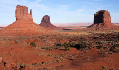 The two Mittens and Merrick's Butte (right).