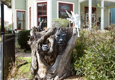 Menagerie ~ 1415 Rosenberg St