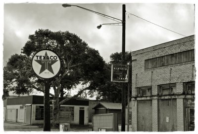 Old Texaco Sign