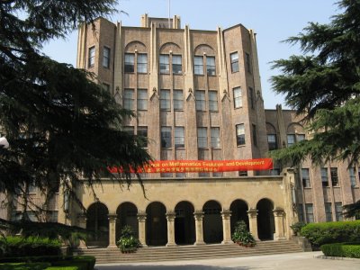SH 425.jpg
