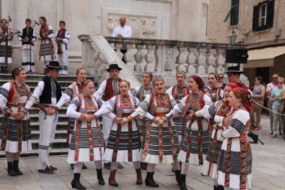 Traditional Croatian Dance Performance (IMG_9365.JPG)