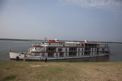 Jahan on the Mekong River-Siem Riep to Saigon