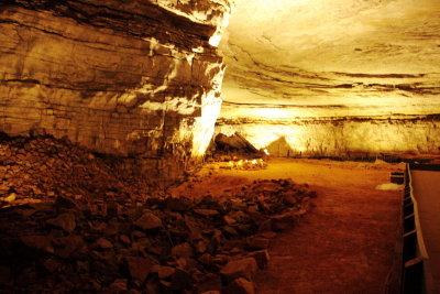 Rotunda room, Historic tour, Mammoth Cave National Park, Kentucky