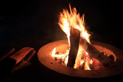 Campfire, Sunset Lakes Resort, Joslin, IL