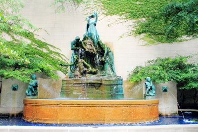 Fountain, Art Institute of Chicago