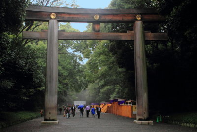 Torii gate, entrance, Meiji Jingū, Shinto Shrine, built 1920, Shibuya, Tokyo, Japan