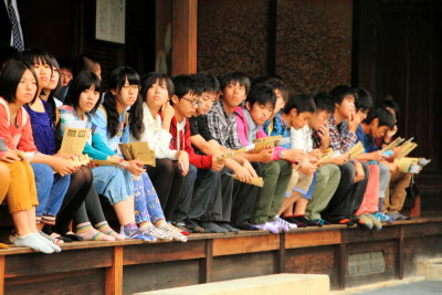 School children, Rokuon-ji Temple, Kinkaku-ji,  Kyoto, Japan