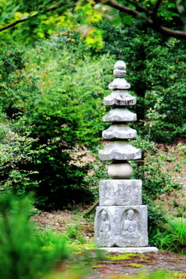 Pillar, Rokuon-ji Temple, Kinkaku-ji,  Kyoto, Japan