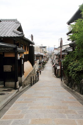 Road to Kiyomizu-dera, Kyoto, Japan
