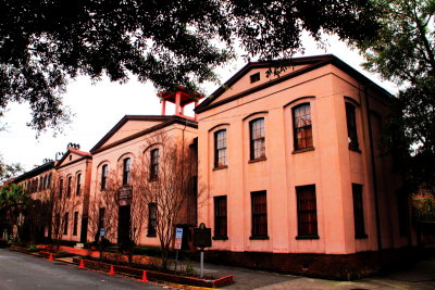 Massie Heritage Center, Calhoun Square