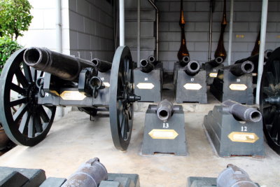 Cannons, Grand Palace