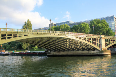 Pont Notre-dame, Paris, France