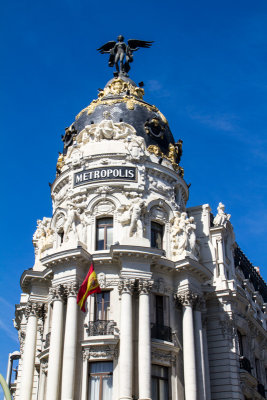 Metropolis building, Gran via, Madrid, Spain