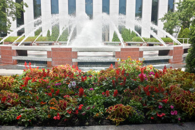 Fountain, Aon Center