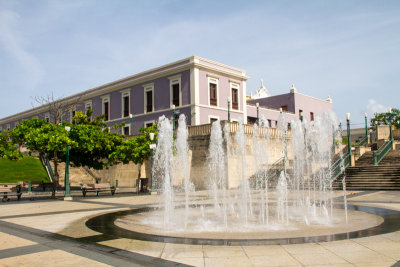 Fountain, Plaza del Quinto Centenario, Jaime Suarez, Old San Juan