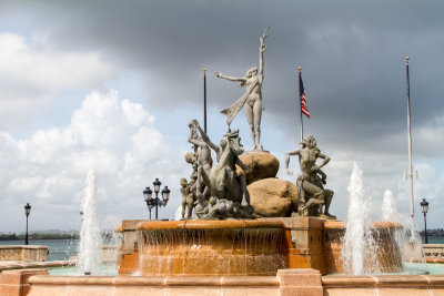Raices Fountain, Luis Sanguino, Paseo de la Princesa, Viejo San Juan