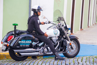 Police officer, Old San Juan