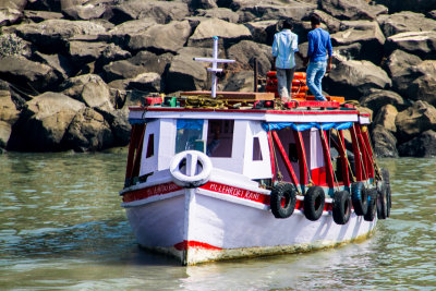 Boats, Arabian sea, Mumbai, India