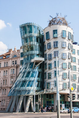 Dancing House,  Vlado MiluniÄ‡ in cooperation with Canadian-American architect Frank Gehry, Prague, Czech Republic