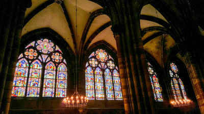 Stained Glass window, La cathedrale Notre-Dame de Strasbourg, France