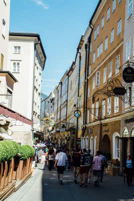 Getreidegasse, Salzburg, Austria