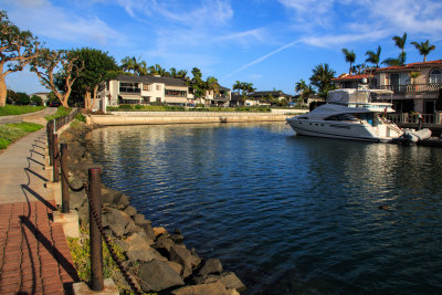 Promontory Bay, Newport, Beach