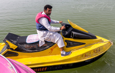 Jetski in Lake Park