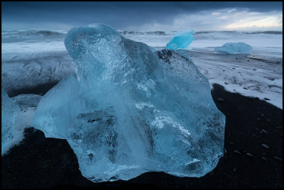 Beautiful ice blocks at the beach near Jkulsarlon