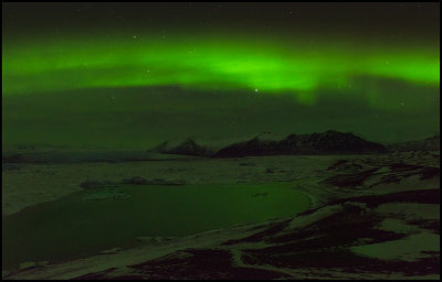 Northern light over Jökulsarlon