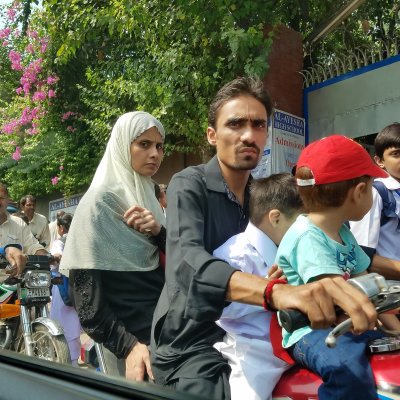 What a beautiful family,