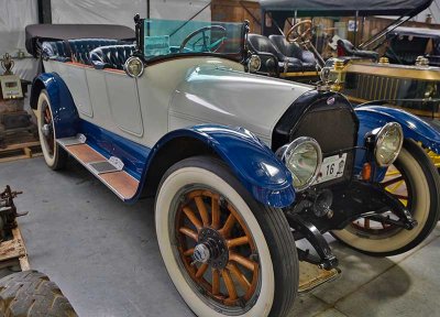 1915 Overland Model 82 Touring Car