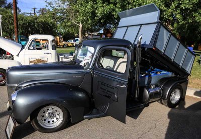1940 Custom Dlx Dump Truck