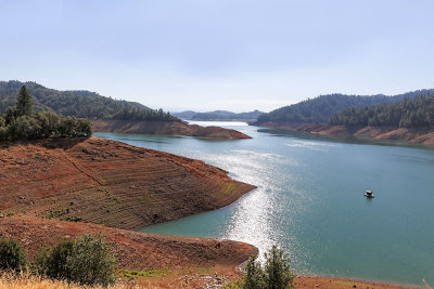 Lake Shasta - Californias largest reservior