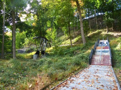 Stairs to Upper Trail