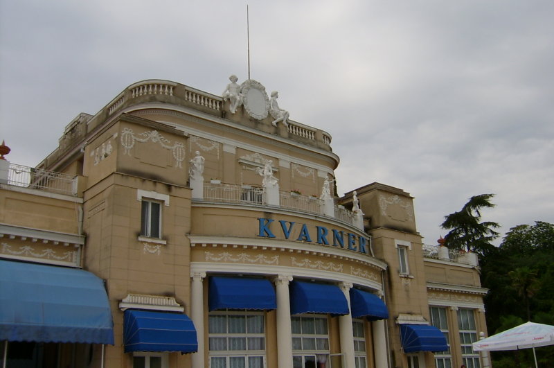 S3600851.JPG