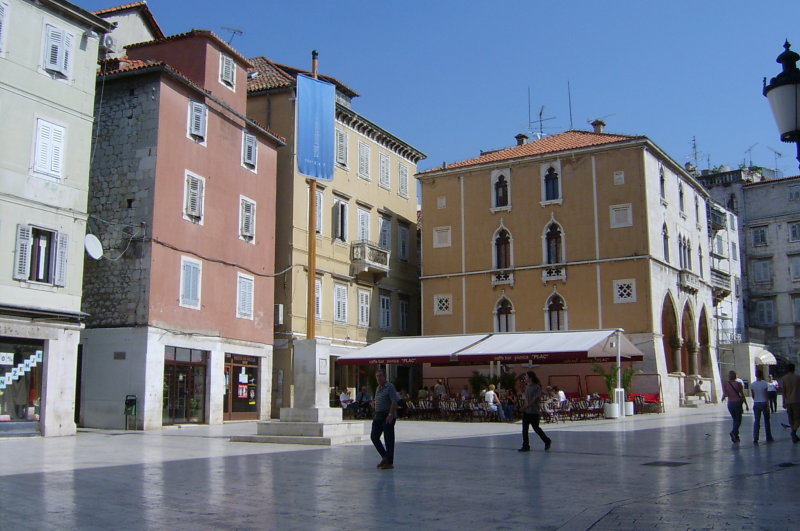 S3600534.JPG