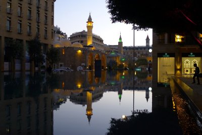 Jeu deau mosque et glise  Beyrouth